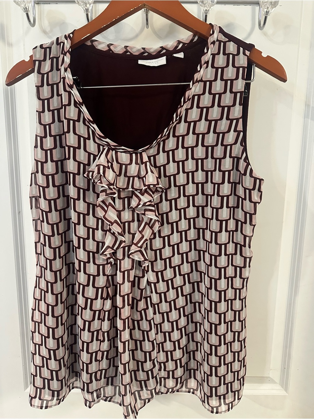 New York & Company Burgundy and White Ruffle Geometric Tank